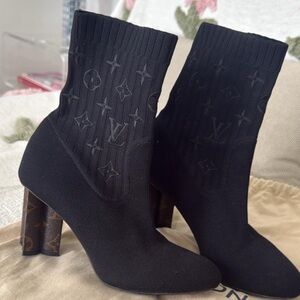 Louis Vuitton Silhouette Ankle Boots